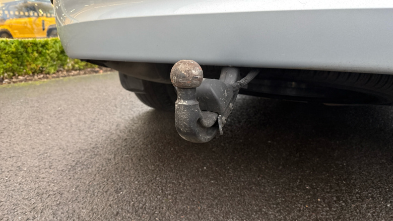 Land Rover Discovery 3.0 D300 Metropolitan Edition 5dr Auto Diesel Station Wagon